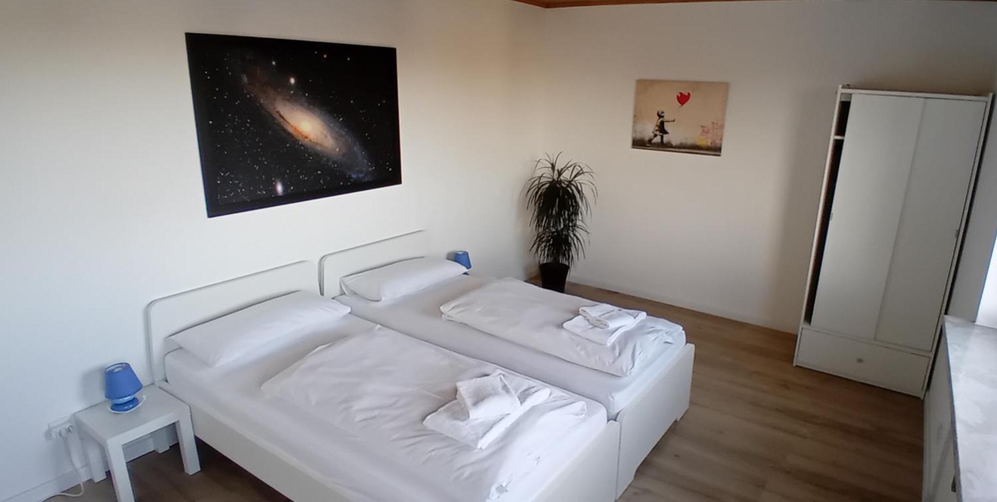 3 Zimmer-kueche- Balkon-parkplatz *